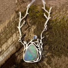 antler necklace 1
