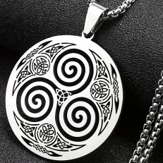 celtic pendant